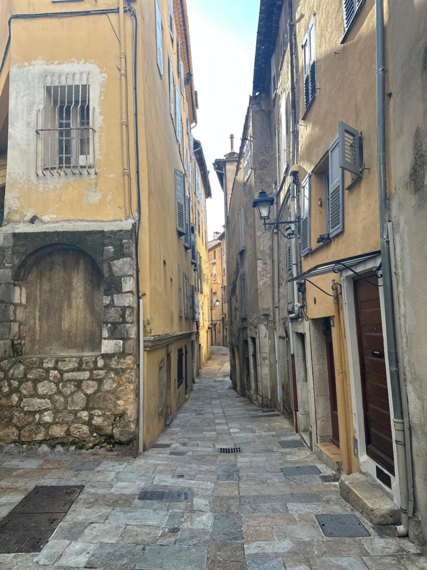 2 Pieces Vue Mer A Proximite Des Parfumeries Grasse Exterior photo